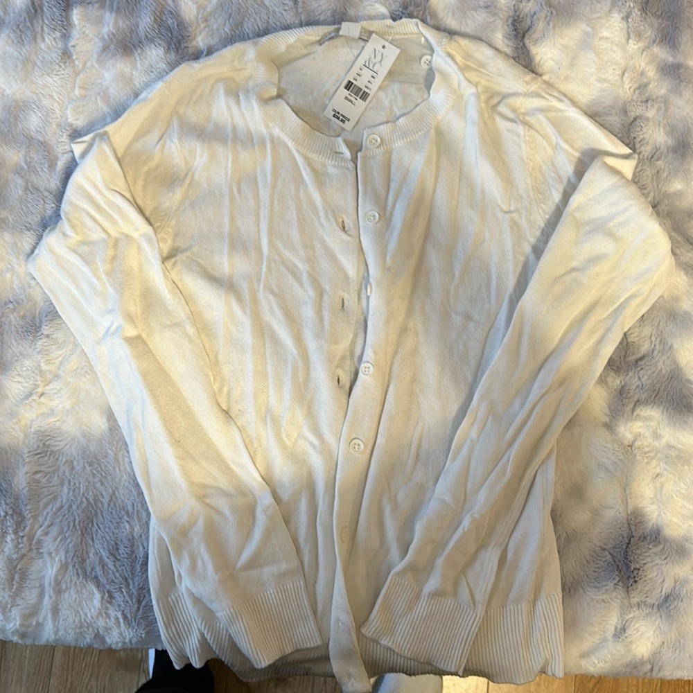 Women’s sweater new